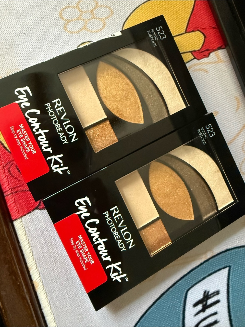 Eyeshadow Paette Revlon PhotoReady Eye Makeup, Creamy Pigmented 523 RUSTIC LOT 2